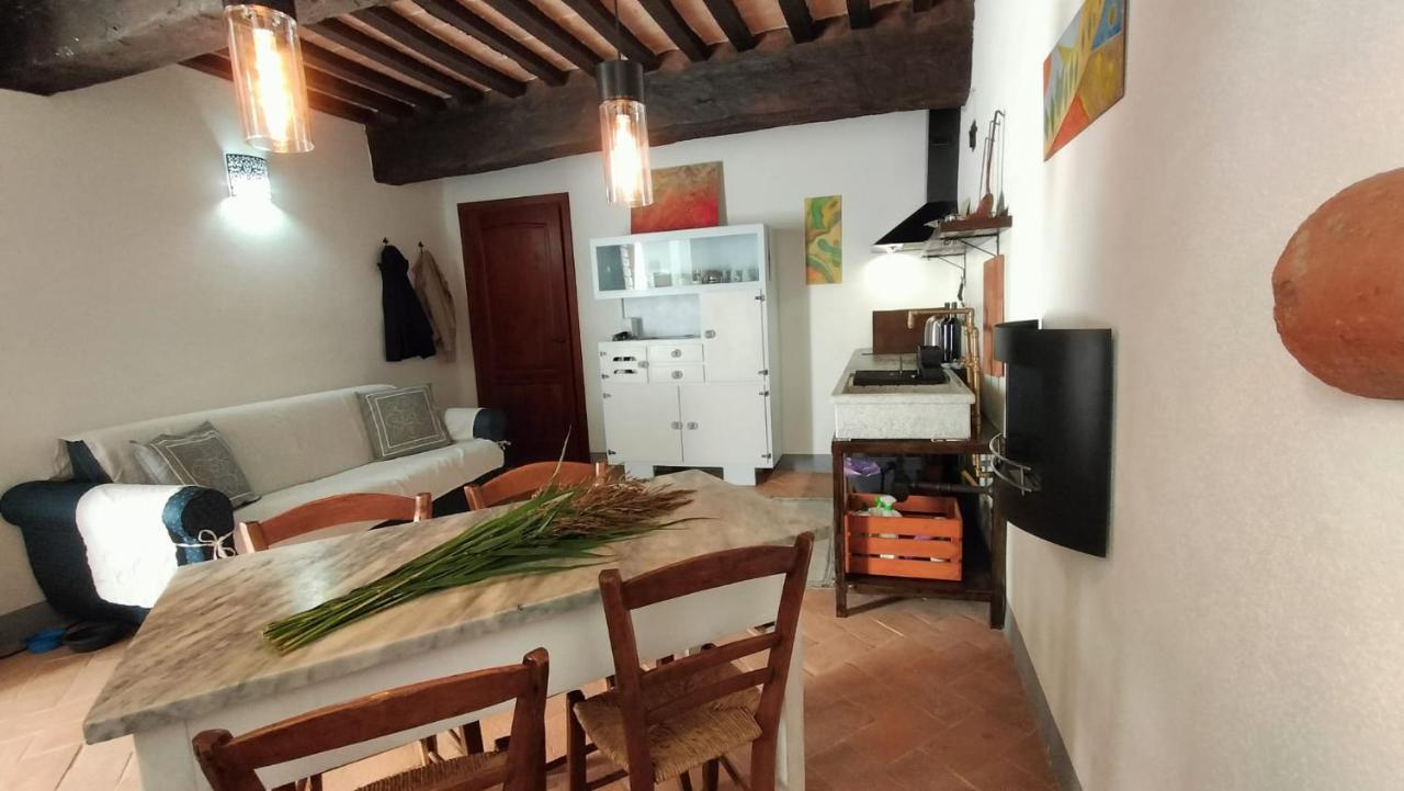 Casa Vacanze Carducci Сан-Кашано-дей-Баньй Экстерьер фото